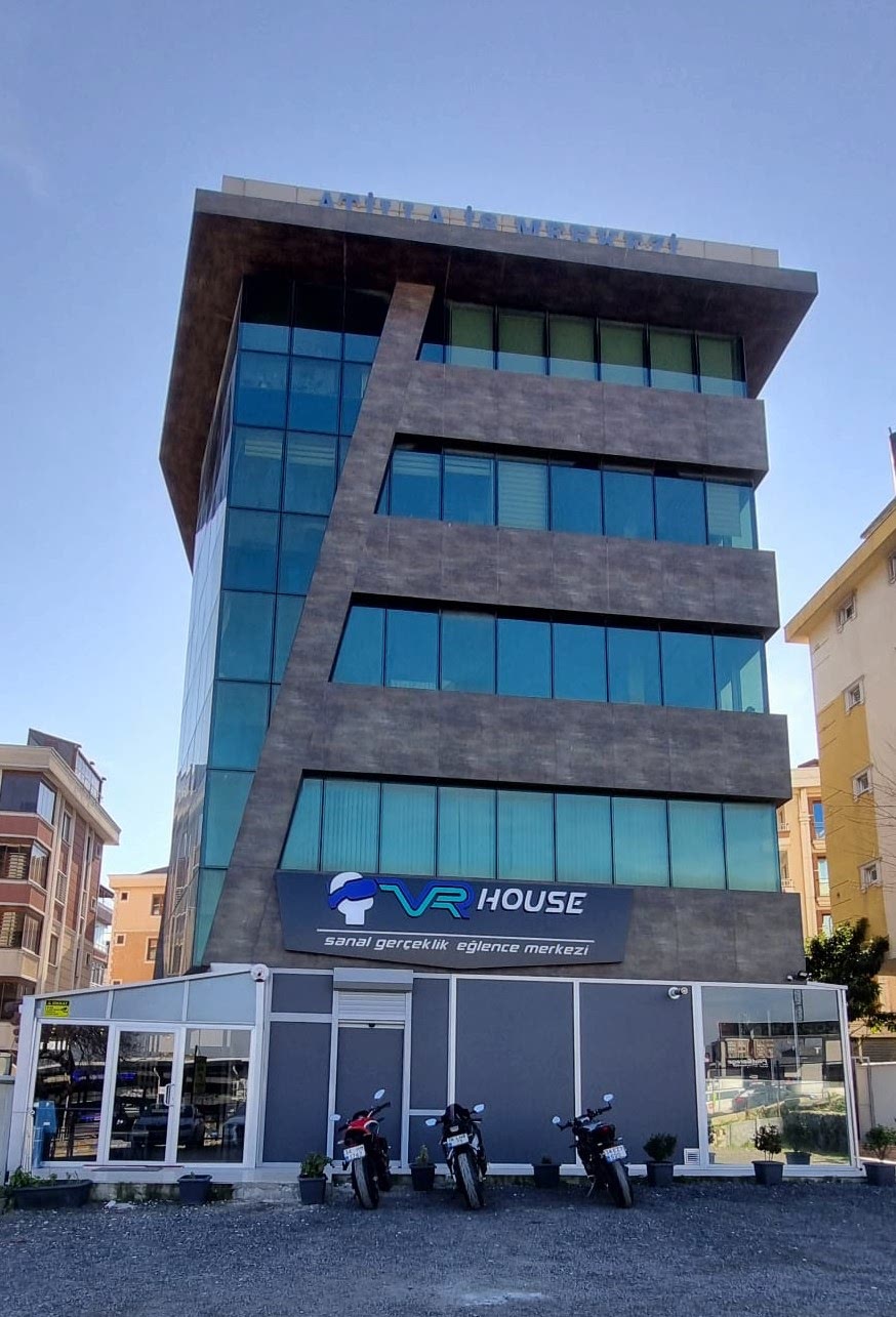 VR House Bakırköy Şubesi 9 adet istasyon ile hizmete girdi.
