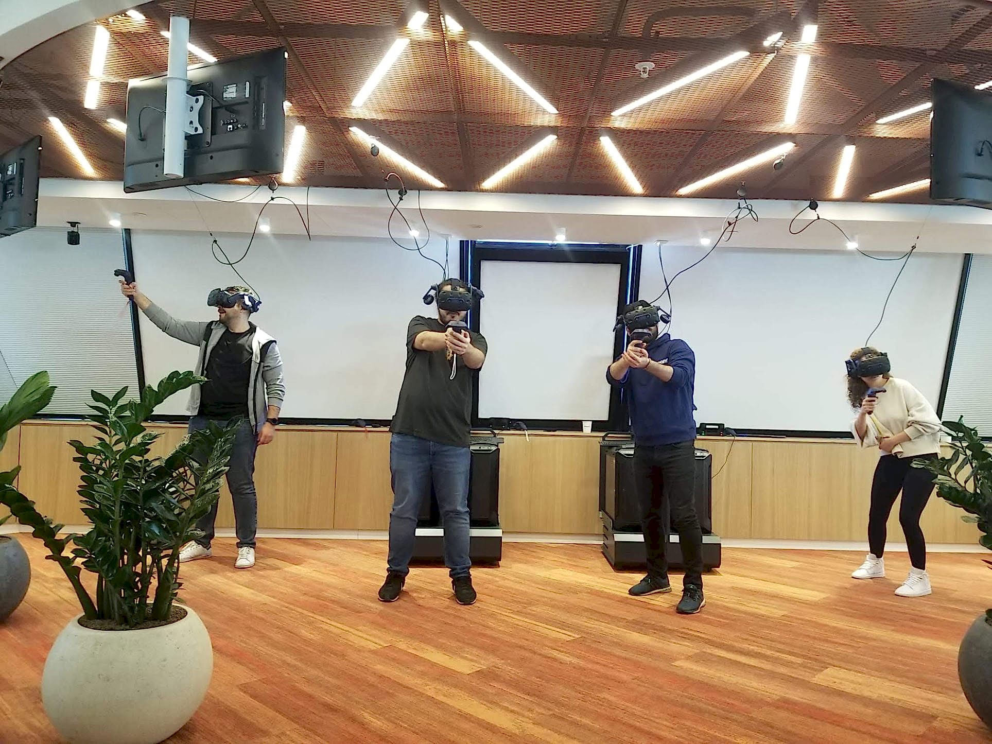 Company Organization -Team and Team Building Games